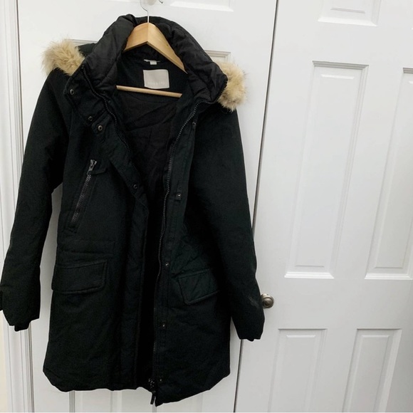 Soia & Kyo Down Veda Parka with Coyote Fur Trim Black size...